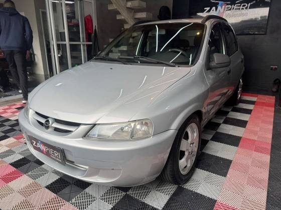 CHEVROLET CELTA 1.0 MPFI VHC SUPER 8V GASOLINA 4P MANUAL CHEVROLET CELTA 1.0 MPFI VHC SUPER 8V GASOLINA 4P MANUAL